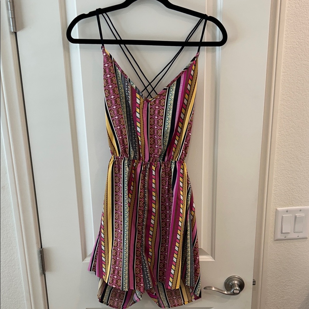 4/$20 SHEIN Geometric Patterned Open Back Romper